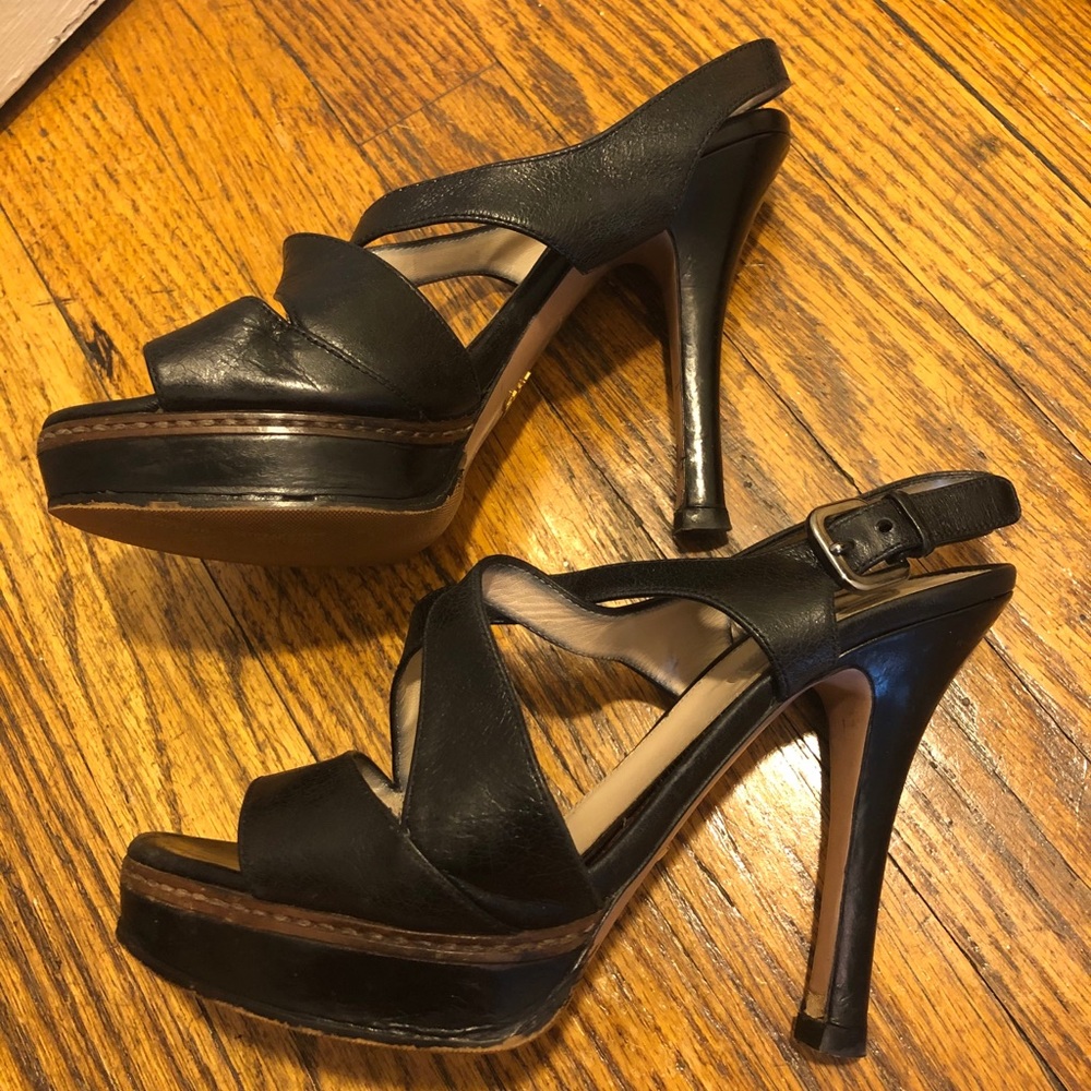 Authentic Prada heels - Picture 4 of 4
